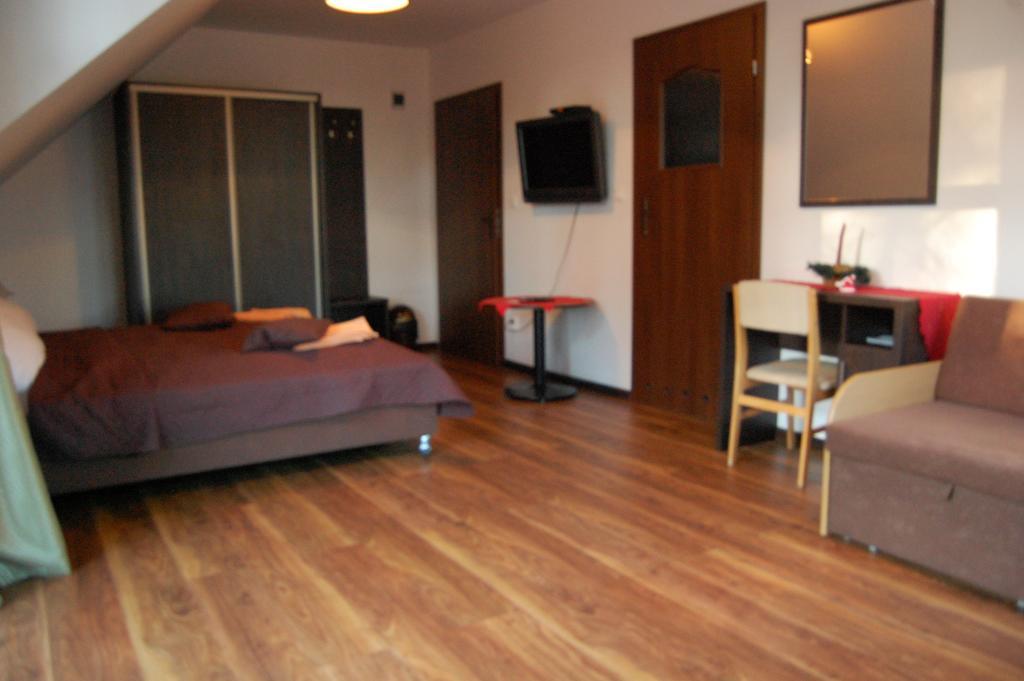 Rezydencja Nad Wigrami Standard & Comfort Rooms Gawrych Ruda Oda fotoğraf